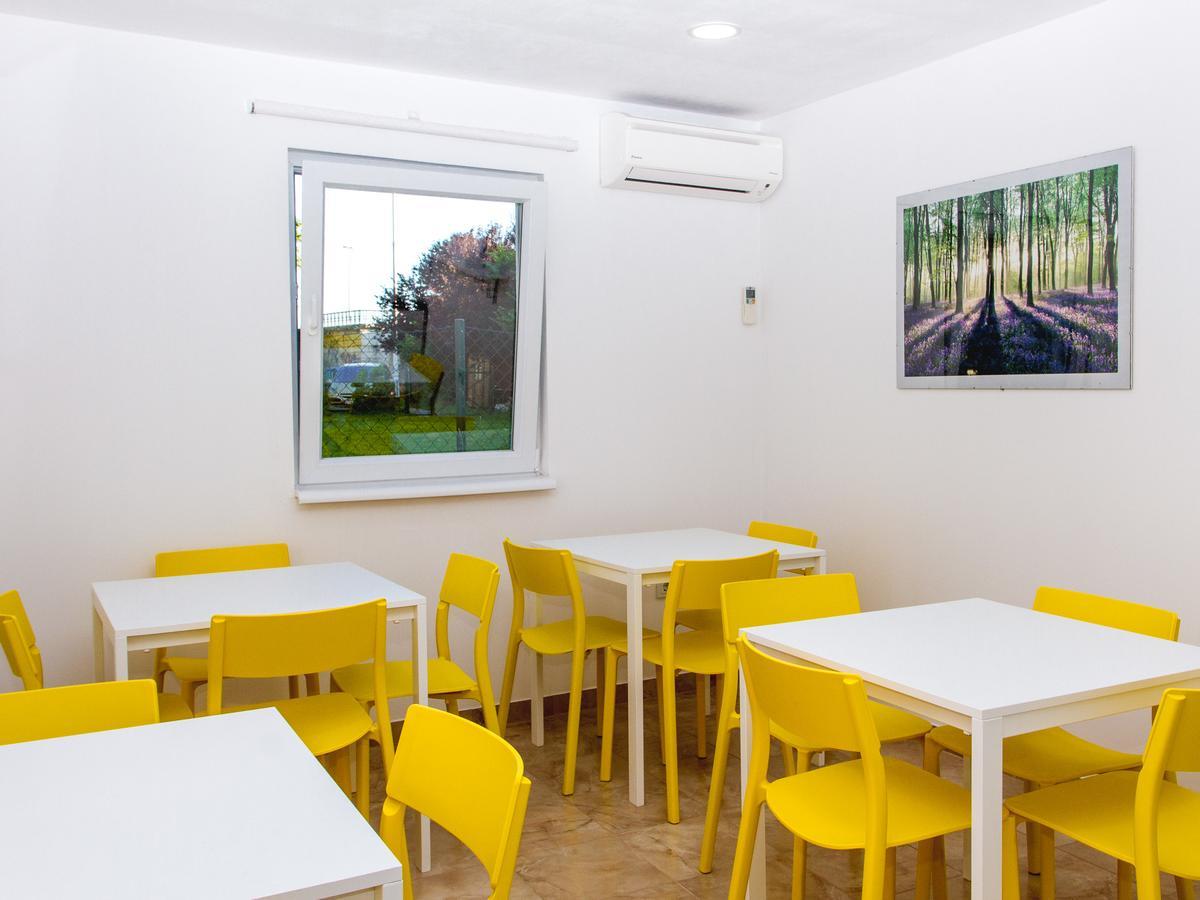 Guesthouse Dubai Загреб Екстер'єр фото